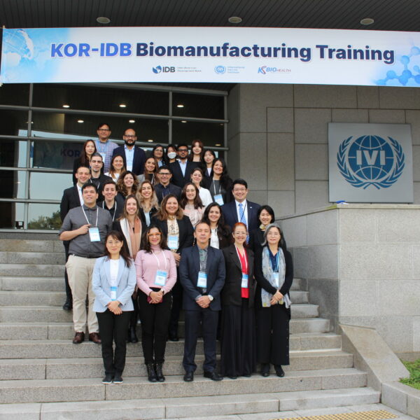 Participants of the KOR-IDB Biomanufacturing Training. Credit: IVI